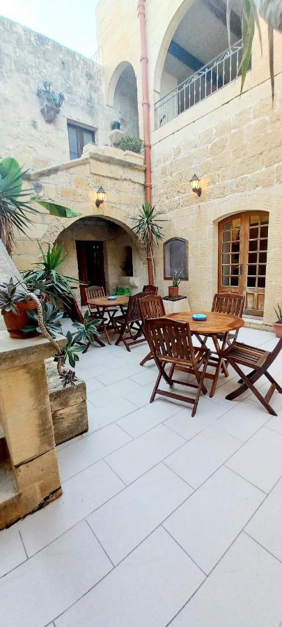Ta Majsi Farmhouse With Indoor Heated Pool San Lawrenz Dış mekan fotoğraf