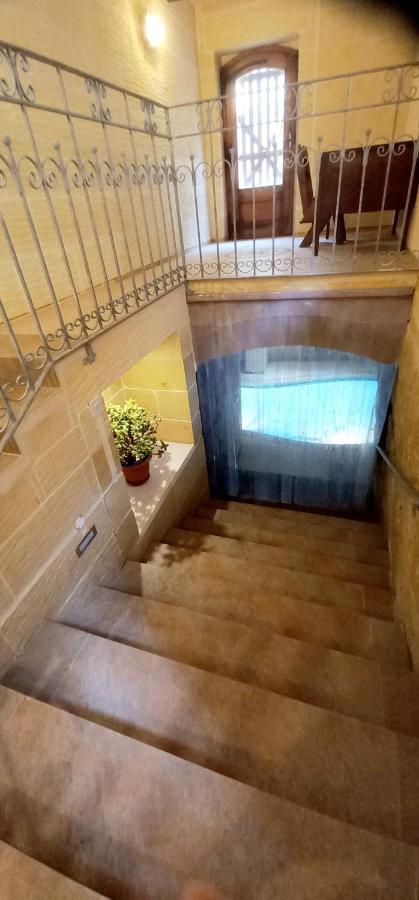 Ta Majsi Farmhouse With Indoor Heated Pool San Lawrenz Dış mekan fotoğraf