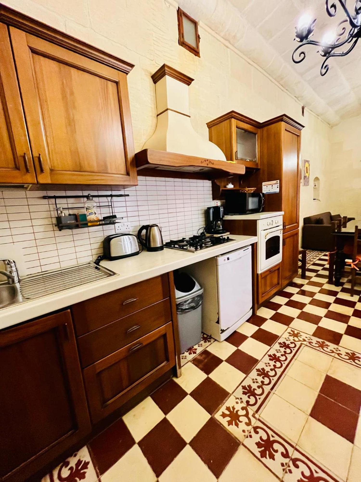 Ta Majsi Farmhouse With Indoor Heated Pool San Lawrenz Dış mekan fotoğraf